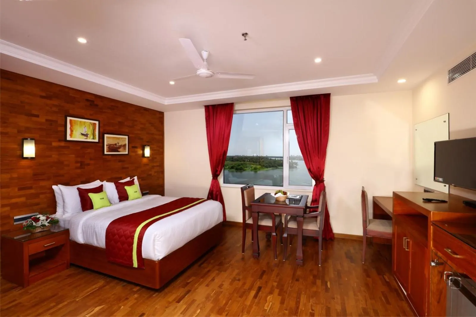Jvk Park Hotel Kerala Alwaye